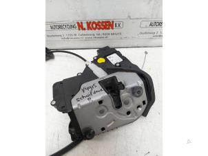 Used Sliding door lock mechanism, right Seat Alhambra (7N) 2.0 TDI 16V Price on request offered by N Kossen Autorecycling BV