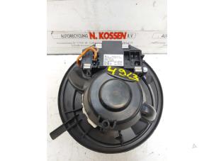 Usados Motor de ventilador de calefactor Seat Leon (1P1) 1.4 TSI 16V Precio de solicitud ofrecido por N Kossen Autorecycling BV
