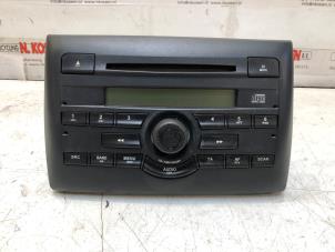 Used Radio CD player Fiat Stilo (192A/B) 1.2 16V 5-Drs. Price on request offered by N Kossen Autorecycling BV
