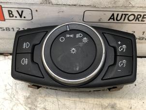Used Light switch Ford Focus 3 1.0 Ti-VCT EcoBoost 12V 125 Price on request offered by N Kossen Autorecycling BV