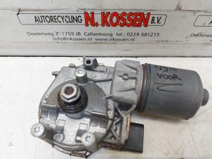 Used Front wiper motor Seat Alhambra (7N) 2.0 TDI 16V Price on request offered by N Kossen Autorecycling BV