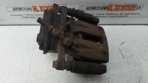 Used Rear brake calliper, right Landrover Freelander II 2.0 Si4 16V Price on request offered by N Kossen Autorecycling BV