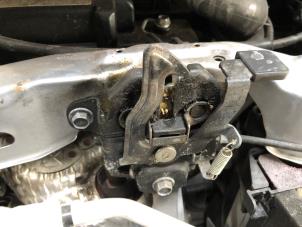 Used Bonnet lock mechanism Daihatsu Cuore (L251/271/276) 1.0 12V DVVT Price on request offered by N Kossen Autorecycling BV