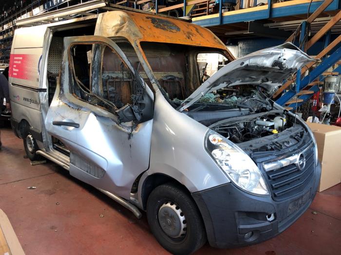 Getriebe van een Opel Movano 2016