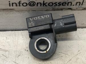 Usados Sensor de airbag Volvo V40 (MV) 1.5 T3 16V Geartronic Precio de solicitud ofrecido por N Kossen Autorecycling BV