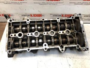 Used Camshaft kit Opel Vectra C Caravan 1.9 CDTI 16V Price on request offered by N Kossen Autorecycling BV