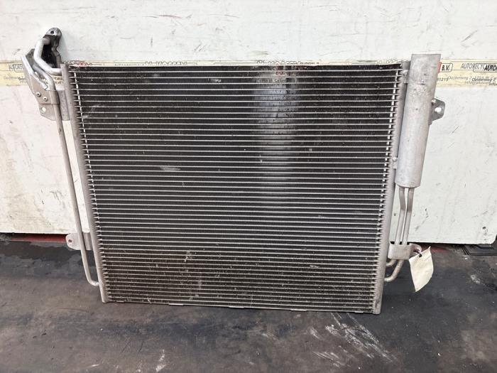 AC-radiator från en Seat Alhambra (7N) 2.0 TDI 16V 2011