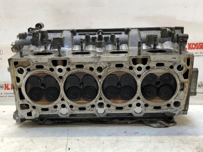 Cylinder head Opel Astra - 55559340 Z16XER