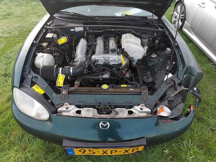 Begagnade Front Mazda MX-5 (NB18/35/8C) 1.6i 16V Pris på förfrågan erbjuds av N Kossen Autorecycling BV