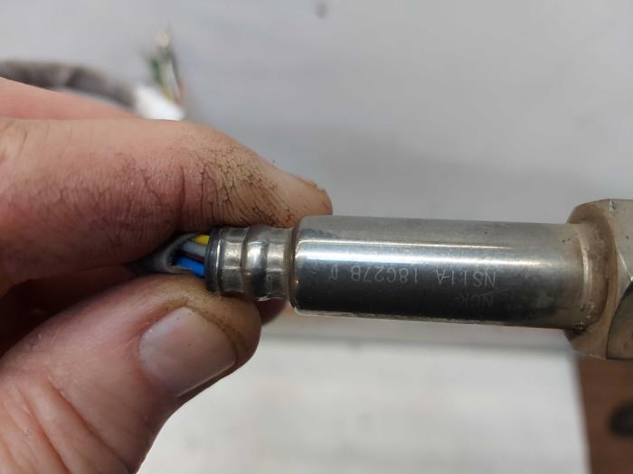 Lambda probe from a Peugeot Partner (GC/GF/GG/GJ/GK) 1.6 BlueHDI 75 2018