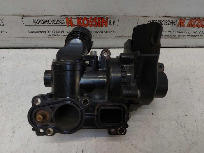 Begagnade Extra vattenpump Skoda Octavia Pris på förfrågan erbjuds av N Kossen Autorecycling BV