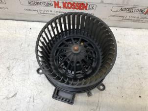 Used Heating and ventilation fan motor Chrysler Voyager Price on request offered by N Kossen Autorecycling BV