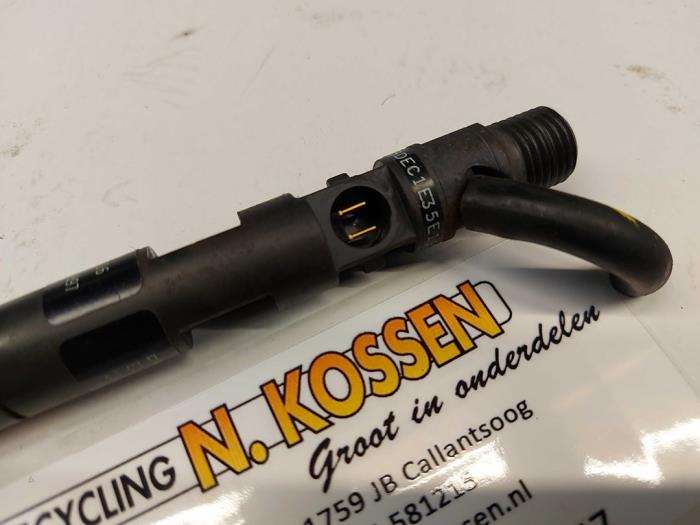 Usagé Injecteurs Renault Clio II Societe (SB) 1.5 dCi 68 Prix sur demande proposé par N Kossen Autorecycling BV