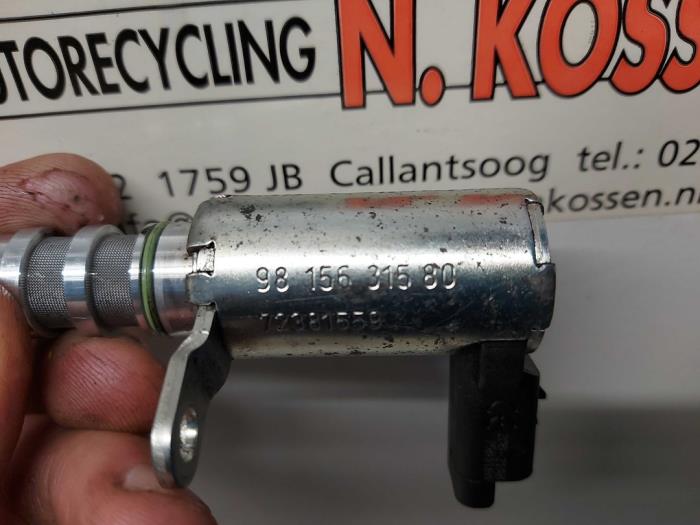 Oil pressure sensors with engine code R9M stock