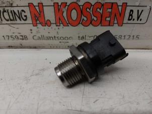 Used Fuel pressure sensor Opel Vivaro Price on request offered by N Kossen Autorecycling BV