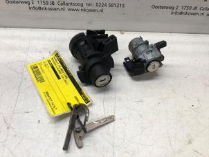 Used Set of cylinder locks (complete) Mercedes C (W204) 1.8 C-180 CGI 16V Price on request offered by N Kossen Autorecycling BV