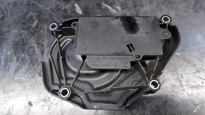 Usagé Couvercle de distribution Peugeot 208 Prix sur demande proposé par N Kossen Autorecycling BV
