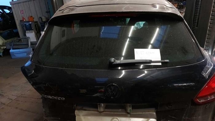 Usados Ventanilla detrás Volkswagen Scirocco (137/13AD) 2.0 TDI 16V Precio de solicitud ofrecido por N Kossen Autorecycling BV