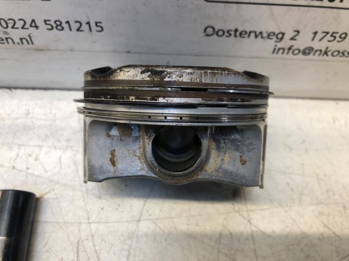 Used Piston Peugeot 208 Price on request offered by N Kossen Autorecycling BV
