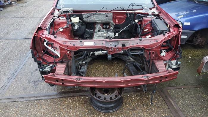 Używane Panel przedni Opel Signum Cena na żądanie oferowane przez N Kossen Autorecycling BV