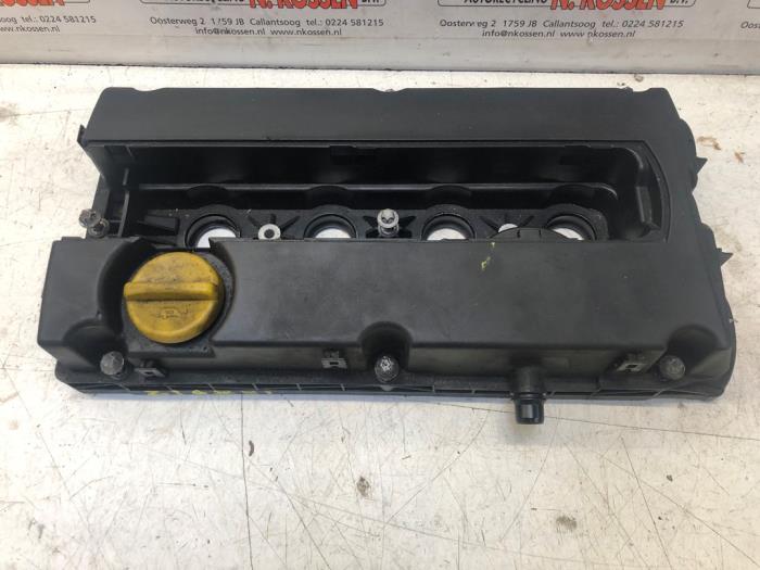 Gebrauchte Ventildeckel Opel Zafira Preis auf Anfrage angeboten von N Kossen Autorecycling BV