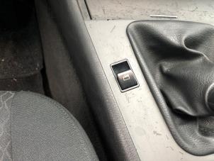 Used Electric window switch BMW 3 serie Compact (E46/5) 316ti 16V Price on request offered by N Kossen Autorecycling BV