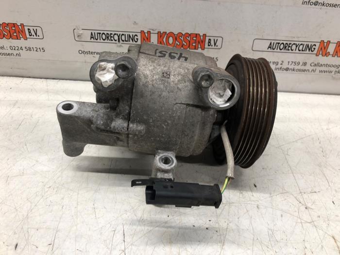 Usagé Compresseur de clim Toyota Aygo (B40) 1.0 12V VVT-i Prix sur demande proposé par N Kossen Autorecycling BV