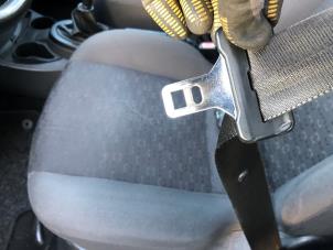 Usados Cinturón de seguridad izquierda delante Ford Focus 1 Wagon 1.6 16V Precio de solicitud ofrecido por N Kossen Autorecycling BV