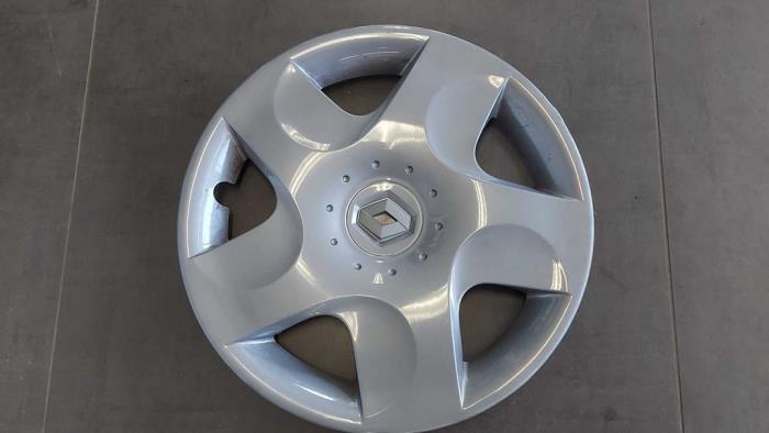 Wheel cover (spare) from a Renault Twingo II (CN) 1.5 dCi 75 FAP 2013