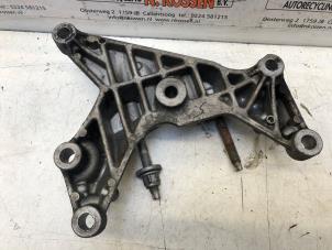 Used Engine mount Ford Transit Price on request offered by N Kossen Autorecycling BV