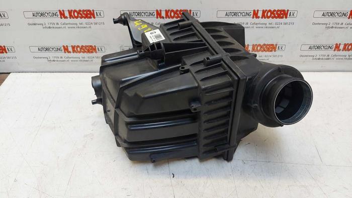 Gebrauchte Luftfiltergehäuse Landrover Freelander II 2.0 Si4 16V Preis auf Anfrage angeboten von N Kossen Autorecycling BV