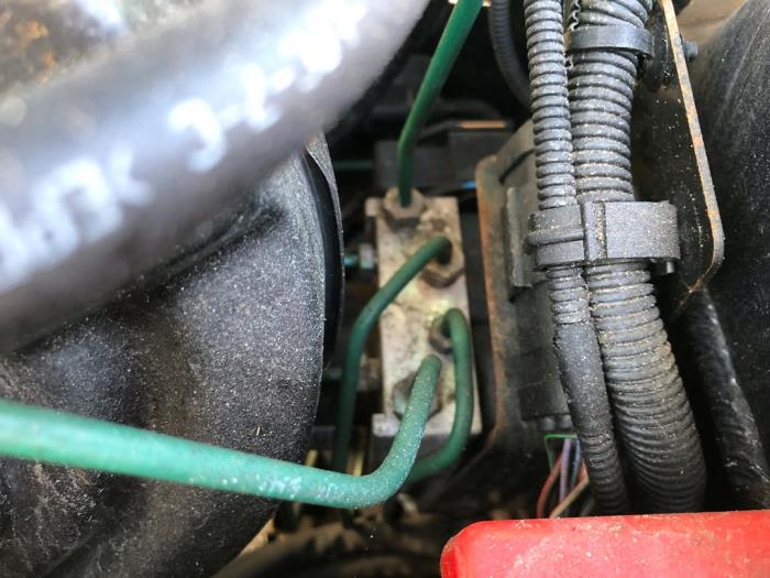 Begagnade ABS-pump Ford Ka I 1.3i Pris på förfrågan erbjuds av N Kossen Autorecycling BV