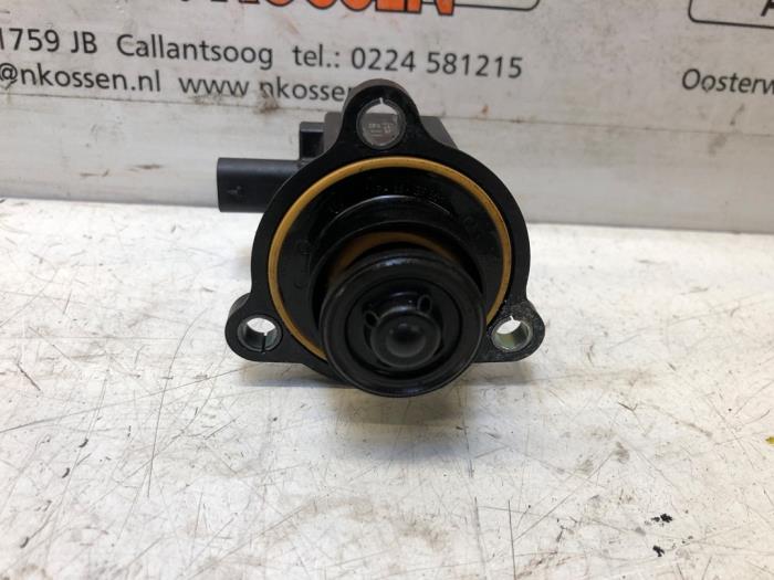 Boost pressure sensor Mercedes C 1.8 C-180 CGI 16V - A0001531159  