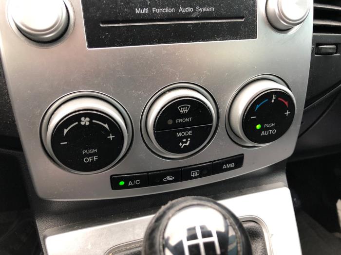Używane Panel climatronic Mazda 5 (CR19) 2.0i 16V Cena na żądanie oferowane przez N Kossen Autorecycling BV
