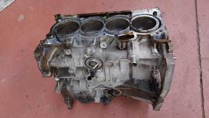 Usados Bloque inferior motor Nissan Qashqai (J10) 1.6 16V Precio de solicitud ofrecido por N Kossen Autorecycling BV