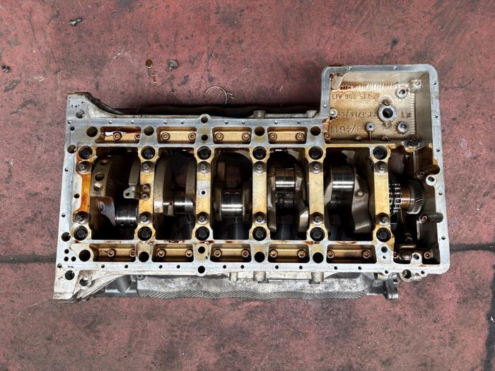 Used Engine crankcase BMW 6 serie (E63) M6 V10 40V Price on request offered by N Kossen Autorecycling BV