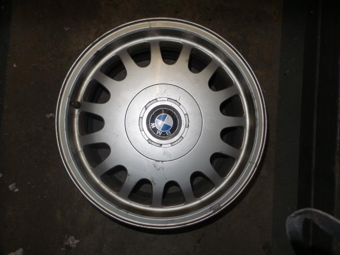 Używane Obrecz BMW 7 serie (E38) 740d V8 32V Cena na żądanie oferowane przez N Kossen Autorecycling BV