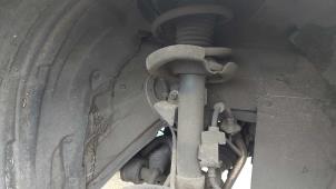 Used Front shock absorber rod, right Mazda 5 (CR19) 2.0i 16V Price on request offered by N Kossen Autorecycling BV