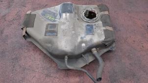 Used Tank Mazda 5 (CR19) 2.0i 16V Price on request offered by N Kossen Autorecycling BV