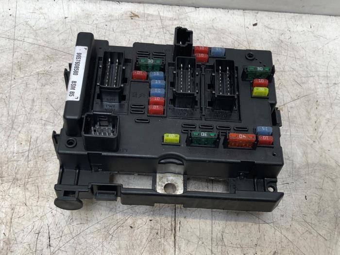 Peugeot Partner Combispace 1.4 Fuse boxes stock | ProxyParts.com