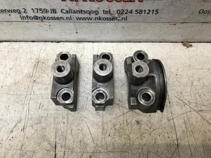 Begagnade Topplock Volkswagen Transporter Pris på förfrågan erbjuds av N Kossen Autorecycling BV