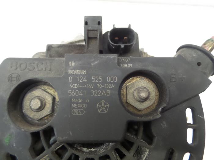 Dynamo från en Jeep Grand Cherokee (WG/WJ) 4.0i 2002