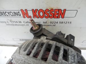 Dynamo från en Jeep Grand Cherokee (WG/WJ) 4.0i 2002