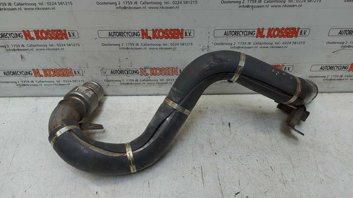 Gebrauchte Intercooler Rohr Landrover Freelander II 2.0 Si4 16V Preis auf Anfrage angeboten von N Kossen Autorecycling BV