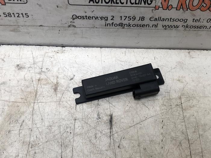Używane Antena Landrover Freelander II 2.0 Si4 16V Cena na żądanie oferowane przez N Kossen Autorecycling BV