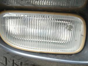 Used Fog light, front right Jeep Grand Cherokee (WG/WJ) 4.0i Price on request offered by N Kossen Autorecycling BV
