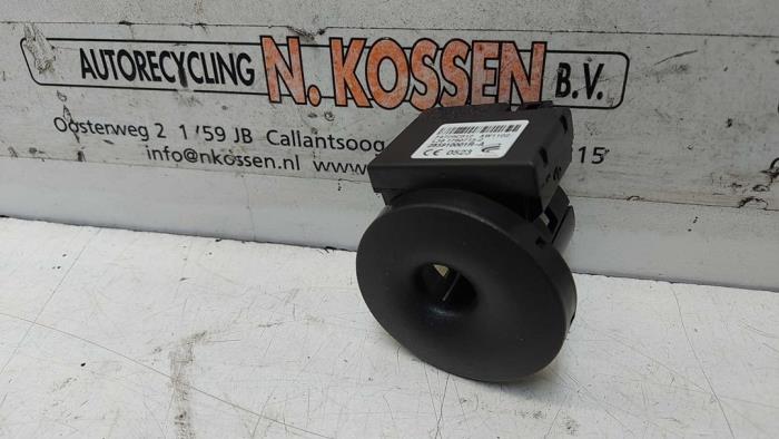Używane Immobilizer Opel Vivaro Cena na żądanie oferowane przez N Kossen Autorecycling BV