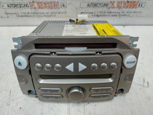 Gebrauchte Radio CD Spieler Daihatsu Sirion 2 (M3) 1.3 16V DVVT Preis auf Anfrage angeboten von N Kossen Autorecycling BV