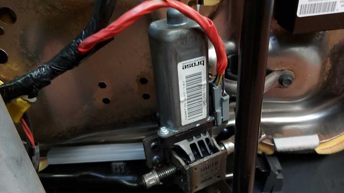 Gebrauchte Sitzmotor Chrysler Voyager Preis auf Anfrage angeboten von N Kossen Autorecycling BV