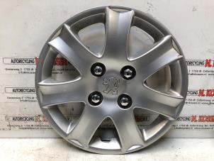 Used Wheel cover (spare) Peugeot 206+ (2L/M) 1.4 XS Price on request offered by N Kossen Autorecycling BV